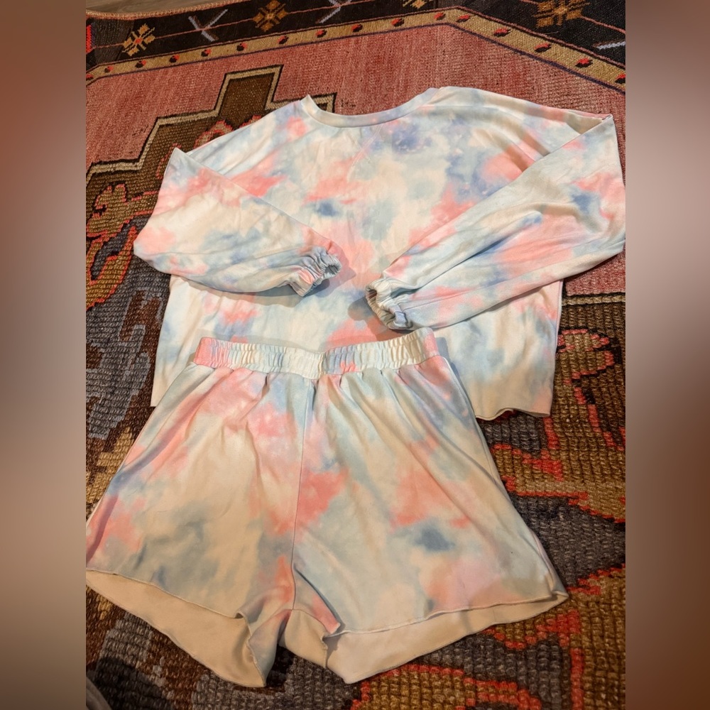 2 piece set - Picture 2 of 3